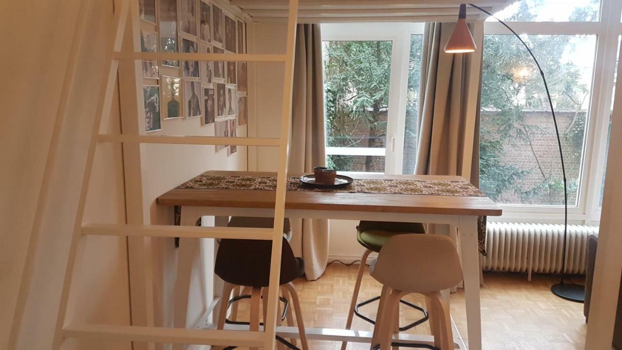 Апартаменты Cosy Studio Louise-Chatelain Брюссель Экстерьер фото